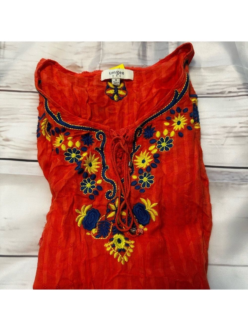 Umgee Coral Tunic / Dress (mini) with Blue and Yellow Embroidery Size Medium EUC - Picture 13 of 13